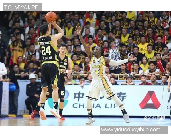 山东高速鏖战全场展现坚韧意志奋力拼搏书写团队荣耀新篇章