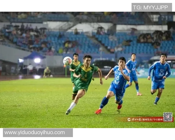 激情燃动绿茵场湘超足球联赛展现湖南城市球队奋勇拼搏风采