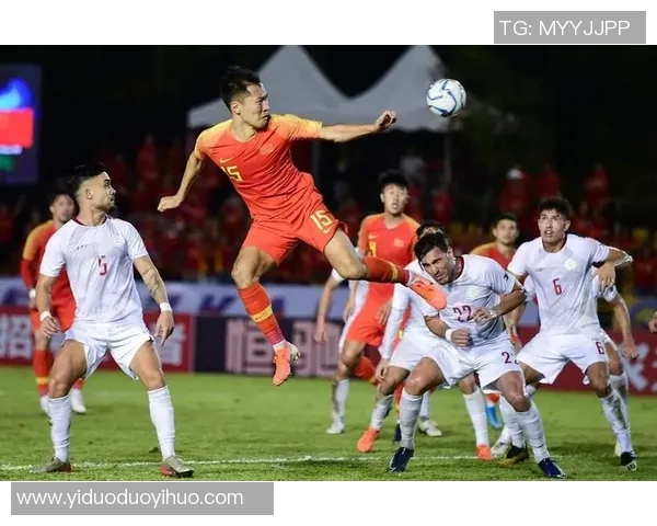 足球的魅力与挑战：从世界杯到青少年培养的全方位探讨