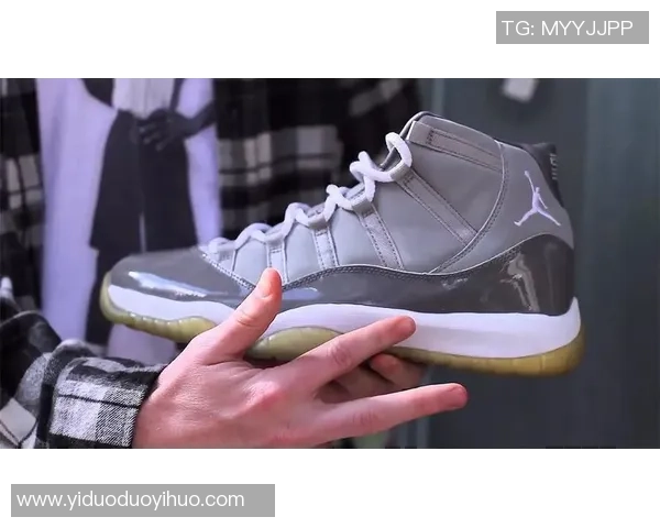 韦恩鲁尼的辉煌足坛历程与从球场少年到传奇巨星的成长之路